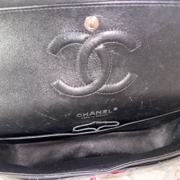 Chanel Classic Flap Bag - Picture 11 of 11